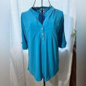 ANNE KLEIN Women's Blue Top w gold buttons, M